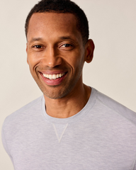 Johnnie-O T-Shirts Johnnie-O - The Course Performance Long Sleeve T-Shirt